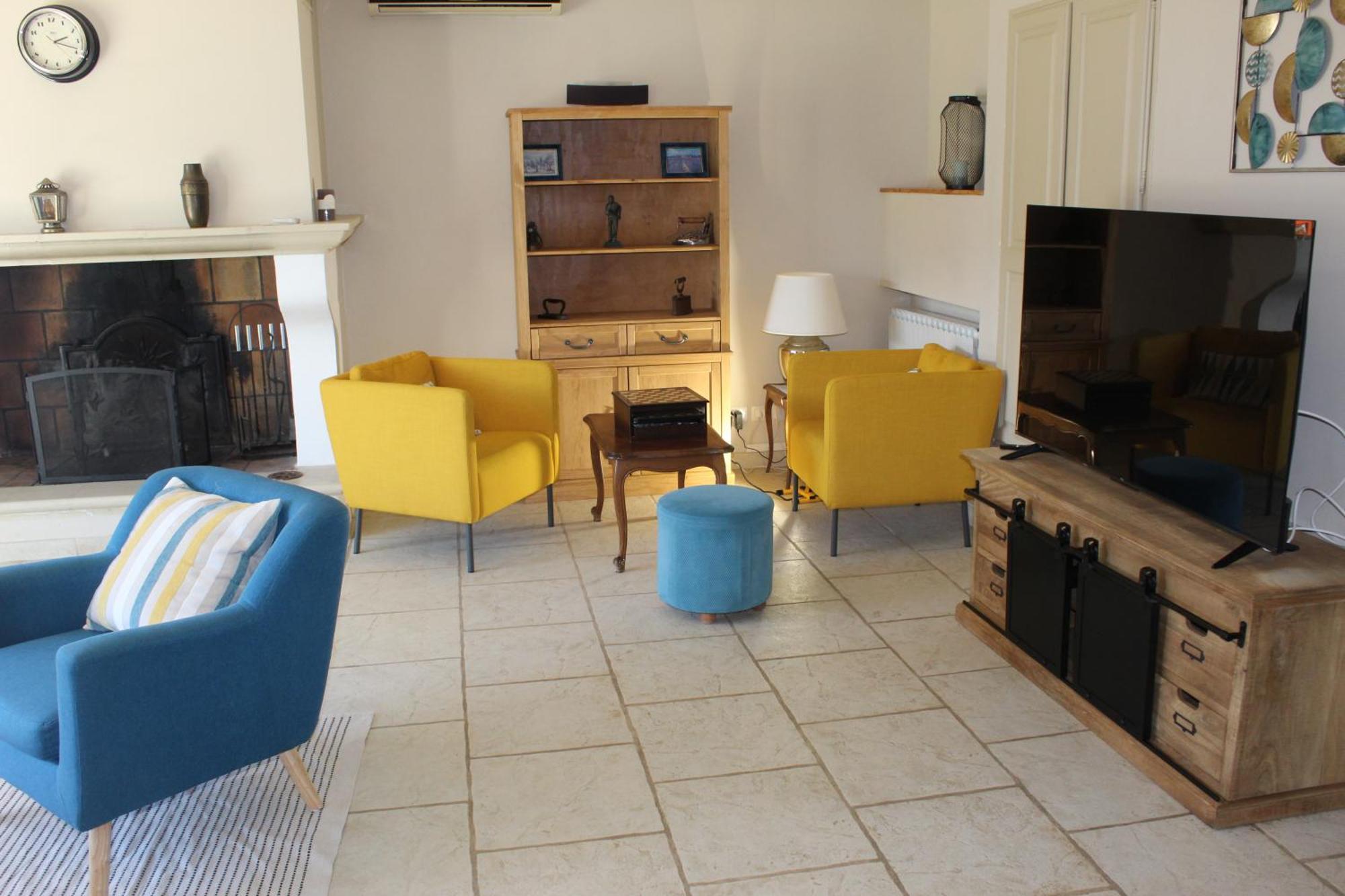 Mas La Gentille ,,, A La Campagne , Beautiful Outdoor , Swimming Pool , Pool House , Nice Green Garden , Bbq ,,, Only For You , Pour Passer Un Sejour Inoubliable Pernes-les-Fontaines Exterior foto