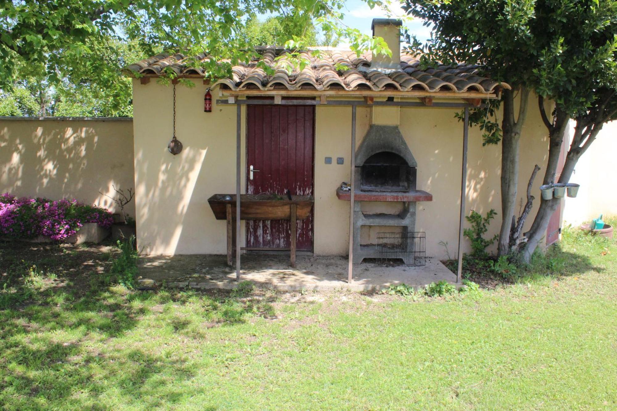 Mas La Gentille ,,, A La Campagne , Beautiful Outdoor , Swimming Pool , Pool House , Nice Green Garden , Bbq ,,, Only For You , Pour Passer Un Sejour Inoubliable Pernes-les-Fontaines Exterior foto